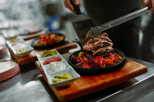 Wie können wir nachhaltige Verkehrskonzepte im urbanen Raum fördern?